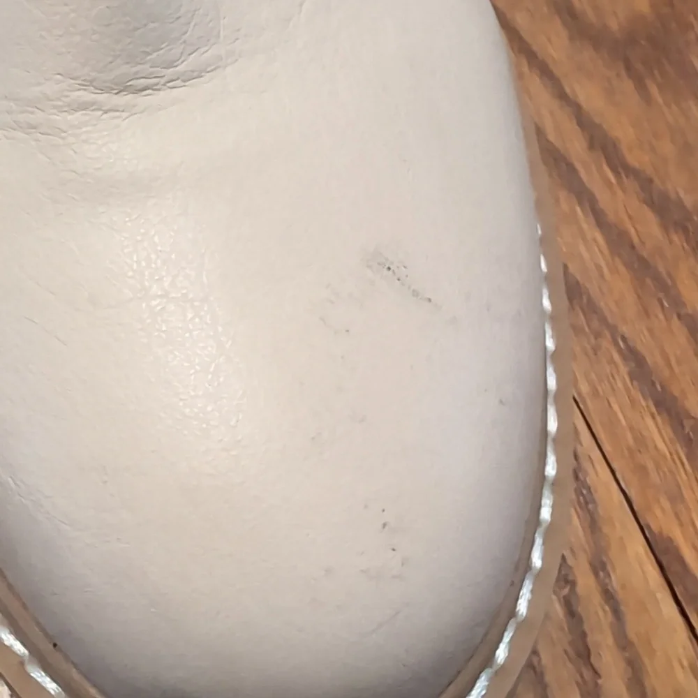 Oasis Society Blond Leather Chelsea Boots - Picture 4 of 10